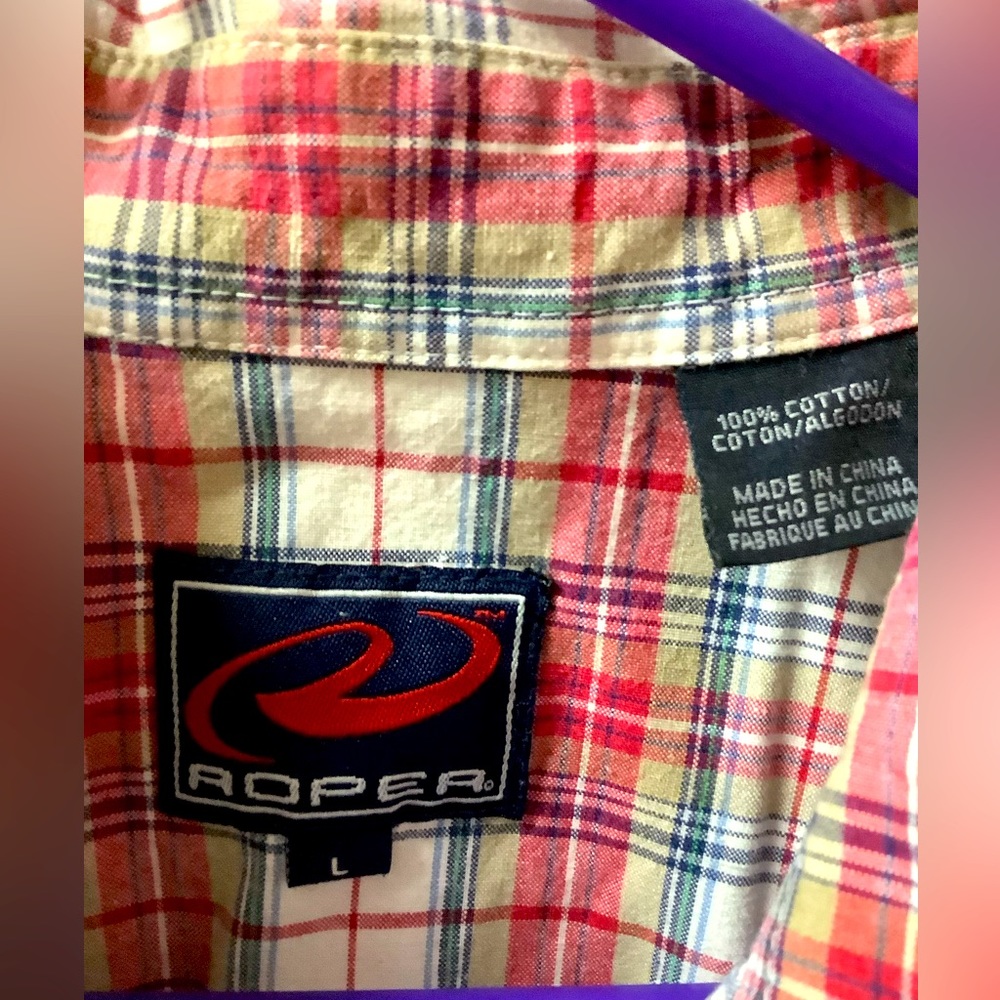 Men’s Roper Pearl Button Snaps, Size Large, in Excellent Condition, Gently Worn